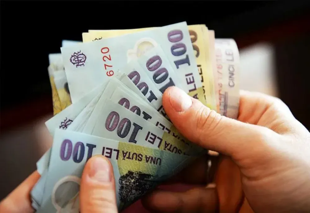 Salariile au crescut spectaculos în ultimele luni în România, conform INS 