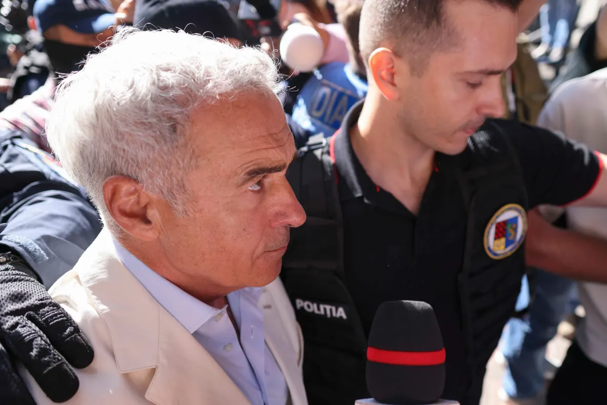DIICOT extinde ancheta în cazul lui Călin Georgescu. Percheziții la un bărbat suspectat că i-ar fi verificat locuința