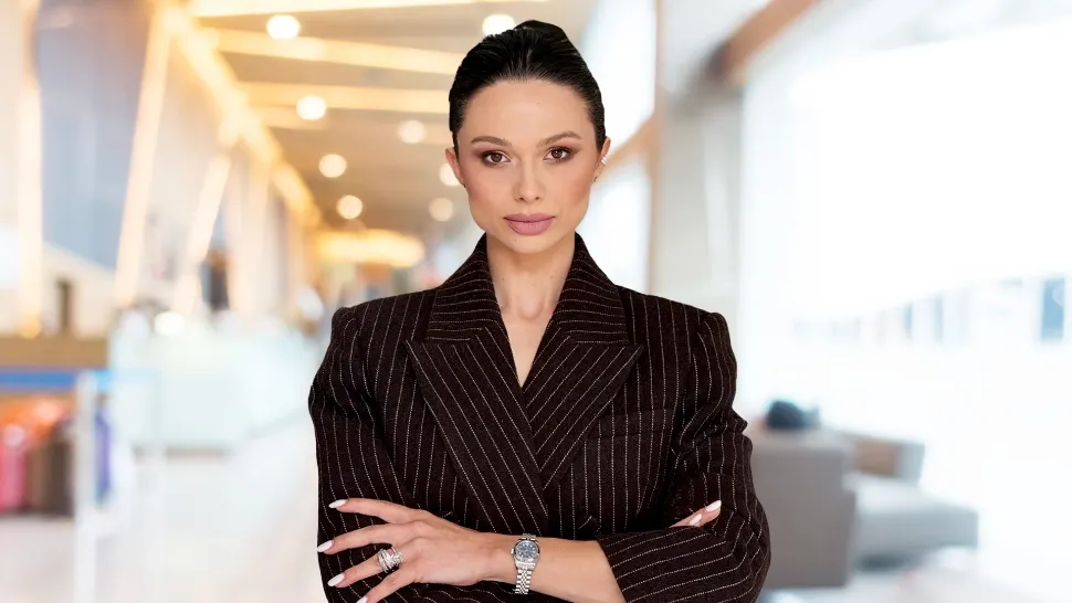 Ana Maria Păcuraru: „Ce se alege de un om căruia i se închide singura lui portiță?”