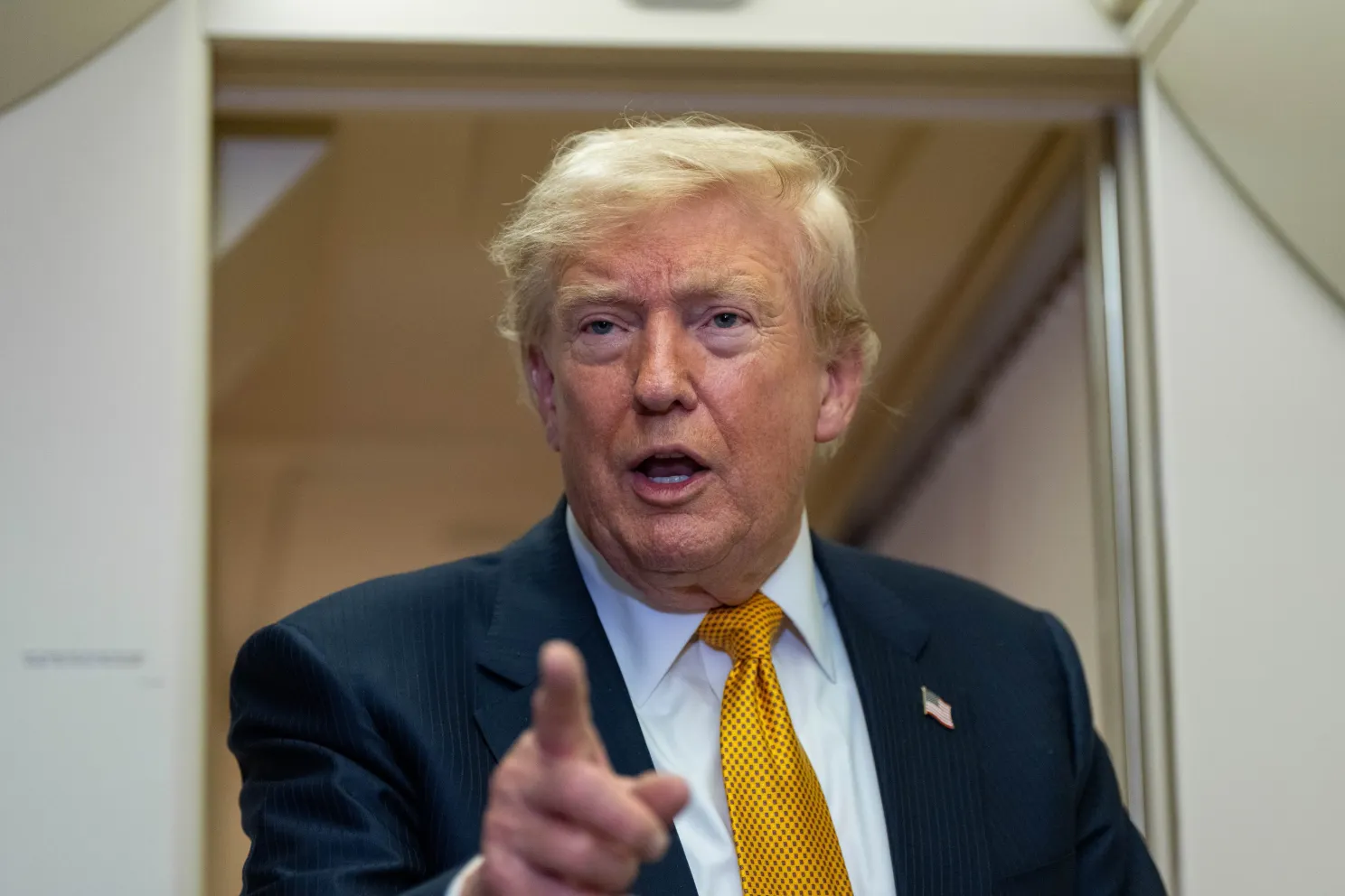 Trump, avertisment pentru Iran privind un acord de pace: „Ultima șansă înainte de decapitare”