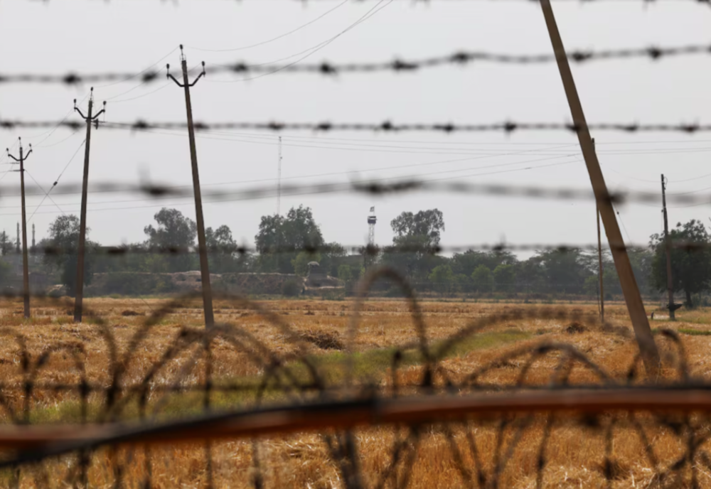 TENSIUNI ÎN KASHMIR: INDIA ȘI PAKISTANN, SCHIMB DE FOCURI PENTRU A PATRA NOAPTE CONSECUTIV