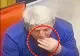 A înghițit un inel ca să-l fure dintr-un magazin de bijuterii și a crezut că a scăpat. Totul a fost filmat