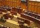 Soarta Guvernului, decisă în Parlament: Ilie Bolojan a refuzat să răspundă întrebărilor jurnaliștilor înaintea votului crucial